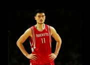 开云官方平台-NBA杯风云突变，独行侠铁蹄踏鹿，杰伦·格林单骑破纪录之夜